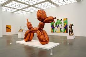 Jeff Koons' Balloon Dog (Orange)
